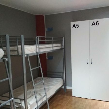 galerna aterpetxea Hostel Zarautz Bagian luar foto